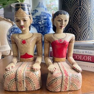 VINTAGE PAIR JAVA INDONESIAN CARVED LORO BLONYO